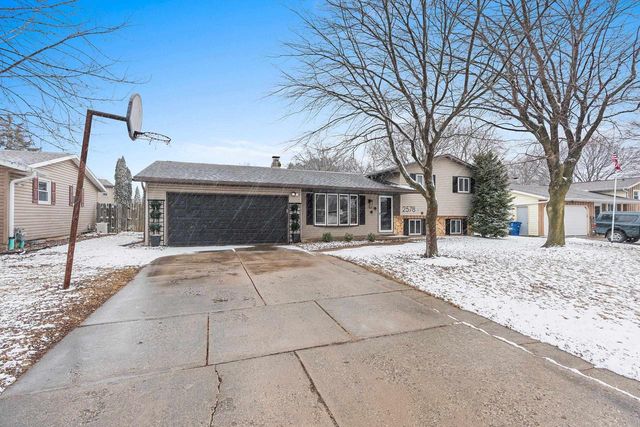 2578 VICKI LANE, Green Bay, WI 54311
