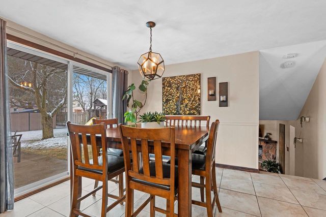 2578 VICKI LANE, Green Bay, WI 54311