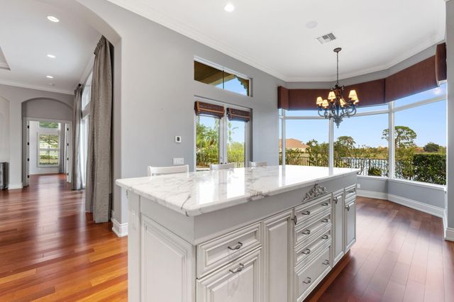 113 SE Via Verona, Port St Lucie, FL 34984