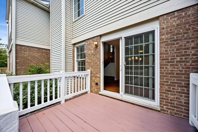 1763 Briggs Court, Lisle, IL 60532