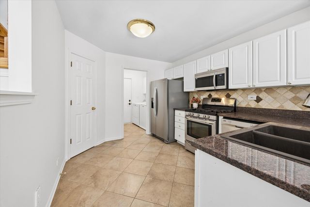 1763 Briggs Court, Lisle, IL 60532