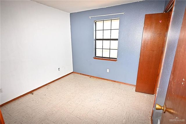 322 E Adams Avenue, Alton, TX 78573