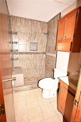 322 E Adams Avenue, Alton, TX 78573