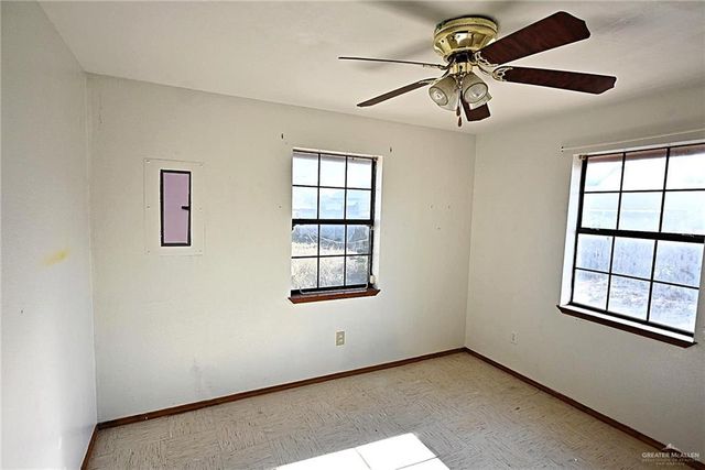 322 E Adams Avenue, Alton, TX 78573