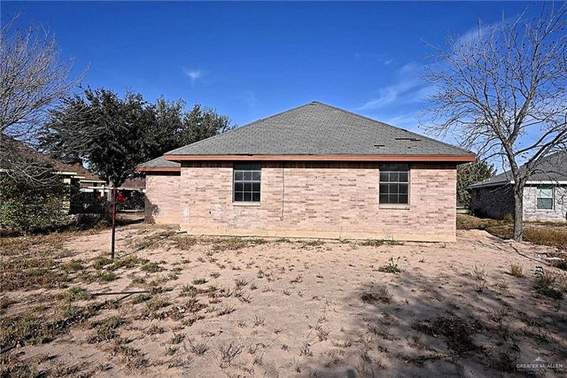 322 E Adams Avenue, Alton, TX 78573