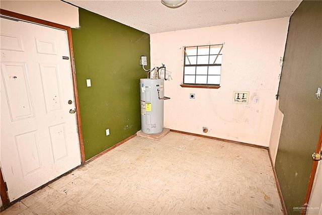 322 E Adams Avenue, Alton, TX 78573