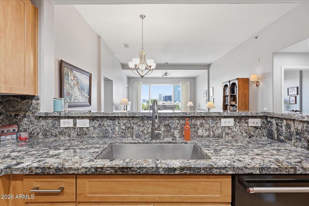 17 W VERNON Avenue 514, Phoenix, AZ 85003 — photo 5