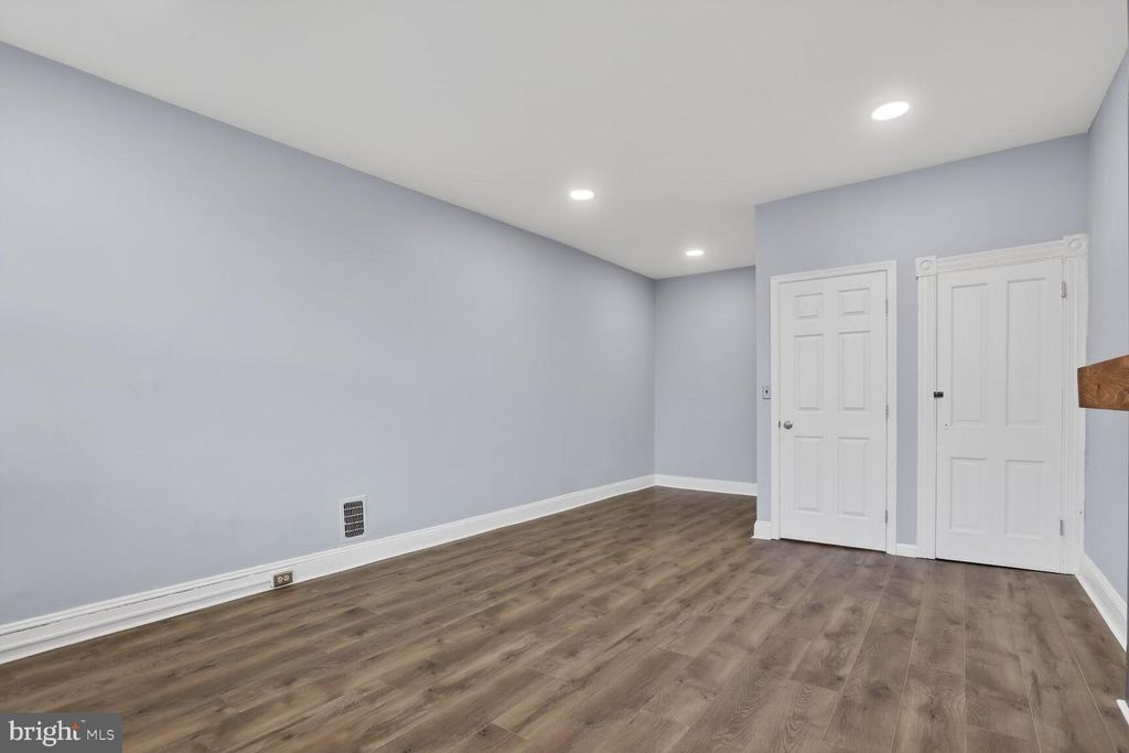 Image 18 of property listing at 2583 W FAYETTE ST, Baltimore, MD 21223