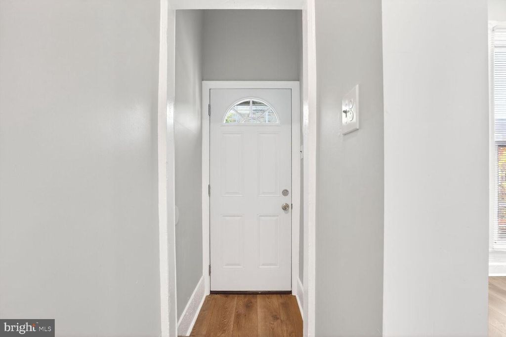 Image 4 of property listing at 2583 W FAYETTE ST, Baltimore, MD 21223