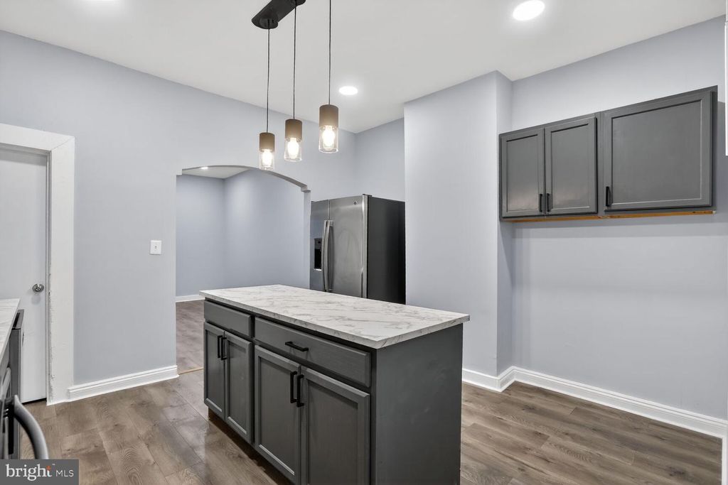 Image 9 of property listing at 2583 W FAYETTE ST, Baltimore, MD 21223