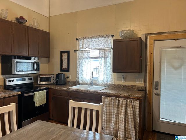 700 LUTTRELL STREET, Oxford, AL 36203