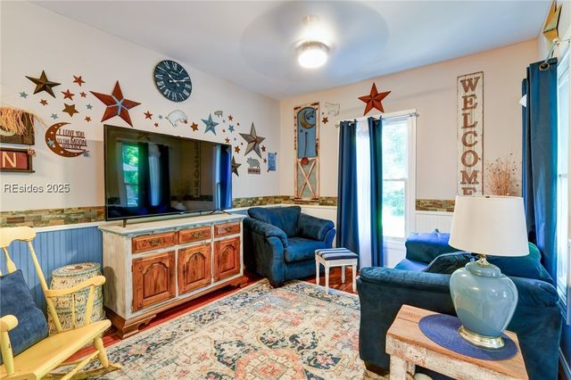 201 McCormack Ave, Ridgeland, SC 29936