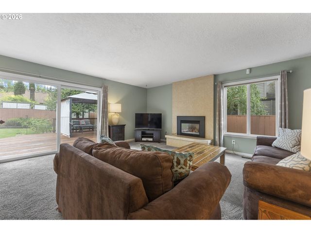 13865 Sw MARTINGALE Ct, Beaverton, OR 97008