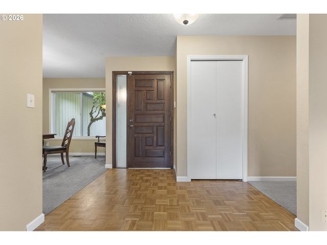 13865 Sw MARTINGALE Ct, Beaverton, OR 97008
