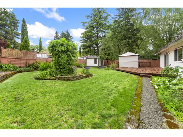 13865 Sw MARTINGALE Ct, Beaverton, OR 97008