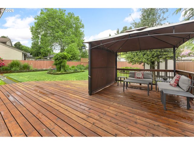 13865 Sw MARTINGALE Ct, Beaverton, OR 97008