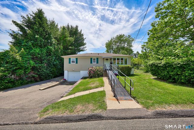 28 Vittorio Street, Watertown, CT 06779