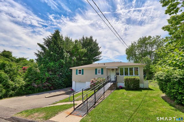28 Vittorio Street, Watertown, CT 06779