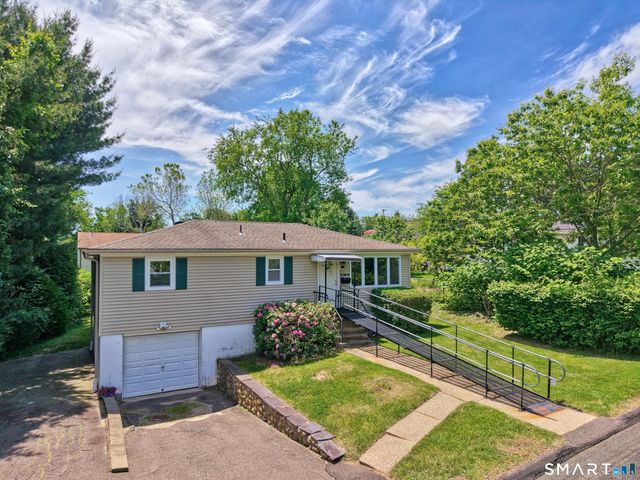 28 Vittorio Street, Watertown, CT 06779