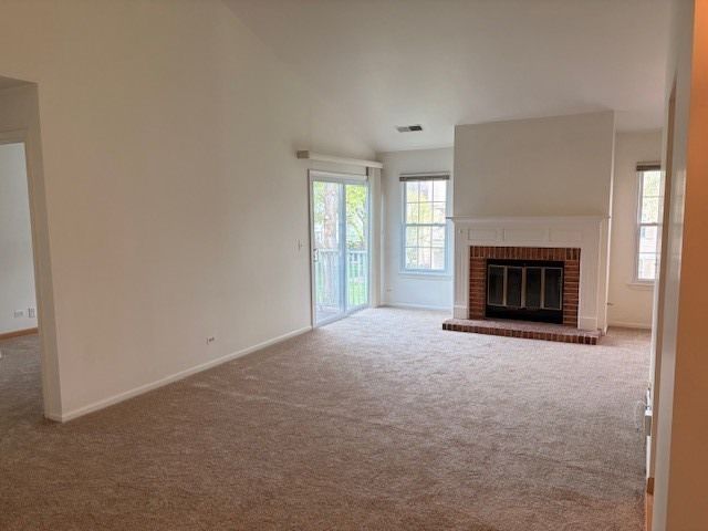 784 Margate Lane B, Prospect Heights, IL 60070