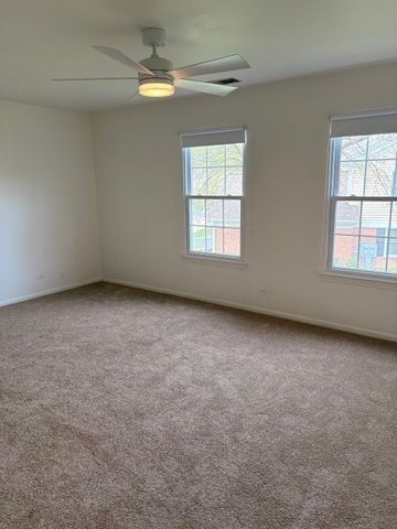 784 Margate Lane B, Prospect Heights, IL 60070