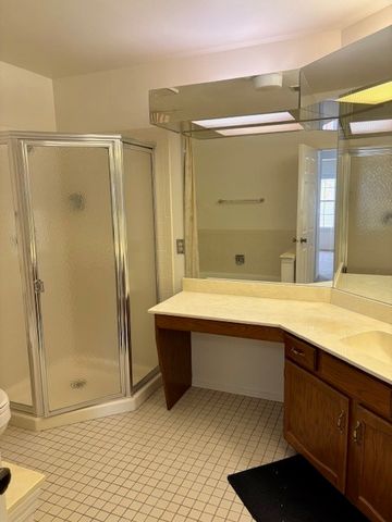 784 Margate Lane B, Prospect Heights, IL 60070