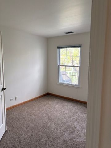 784 Margate Lane B, Prospect Heights, IL 60070
