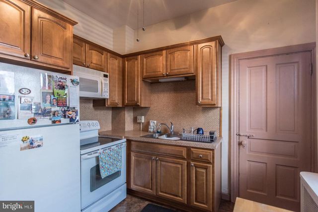 2963 EDGEMONT ST, Philadelphia, PA 19134