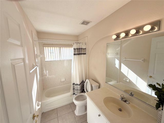 1304 CREPE MYRTLE LANE, Port Orange, FL 32128