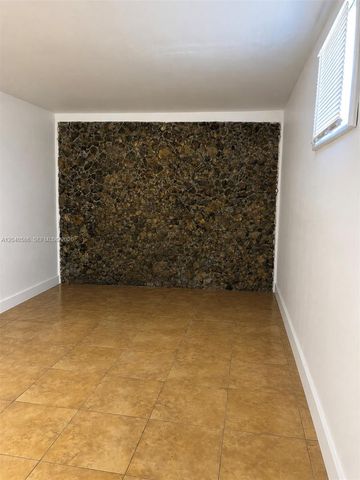 1905 NW 57th St 0, Miami, FL 33142