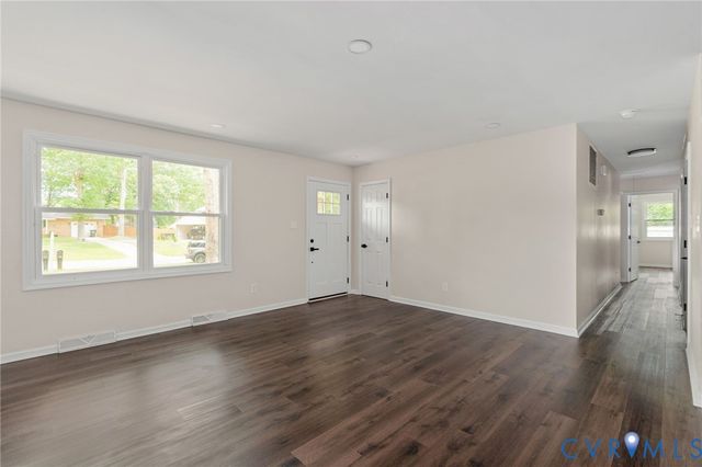 7805 Bronze Ln, Prince George, VA 23875