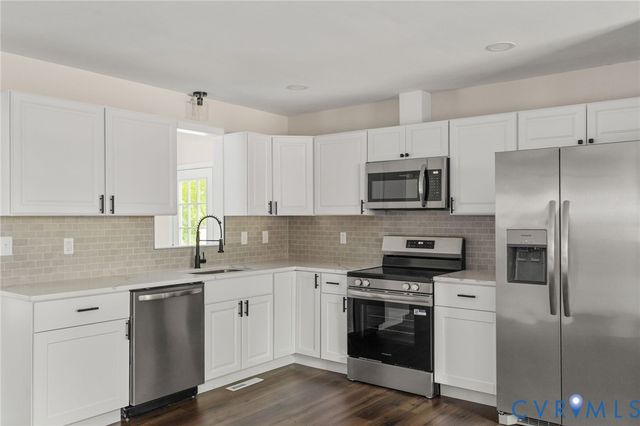 7805 Bronze Ln, Prince George, VA 23875
