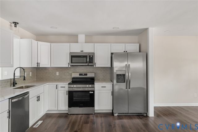 7805 Bronze Ln, Prince George, VA 23875