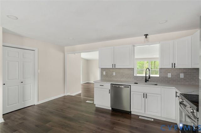 7805 Bronze Ln, Prince George, VA 23875