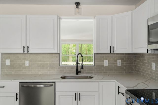 7805 Bronze Ln, Prince George, VA 23875
