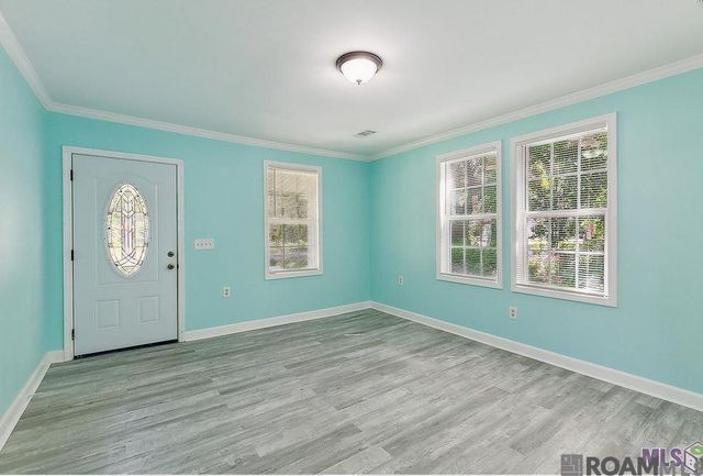 4762 Clayton Drive, Baton Rouge, LA 70805