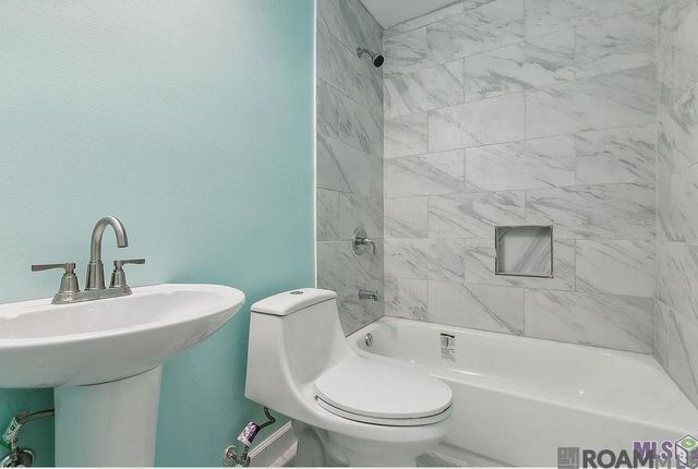 4762 Clayton Drive, Baton Rouge, LA 70805