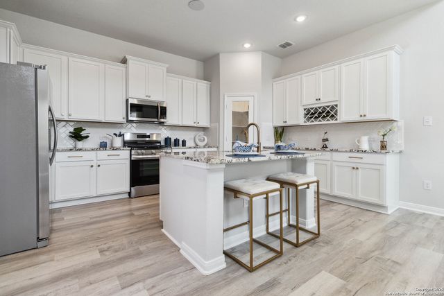 438 Indian Blossom, San Antonio, TX 78219