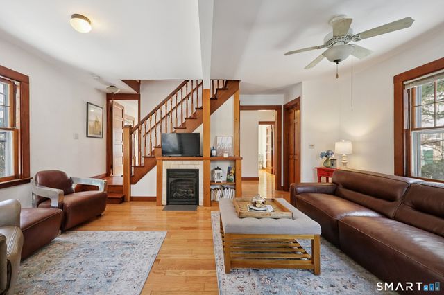 24 Railroad Avenue, Madison, CT 06443