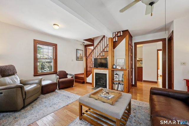 24 Railroad Avenue, Madison, CT 06443