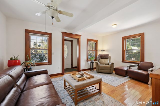 24 Railroad Avenue, Madison, CT 06443