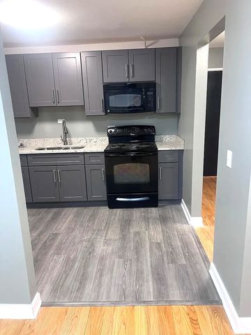 6619 N Sheridan Road 305, Chicago, IL 60626