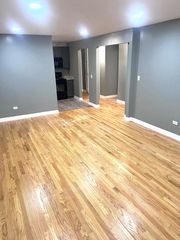 6619 N Sheridan Road 305, Chicago, IL 60626