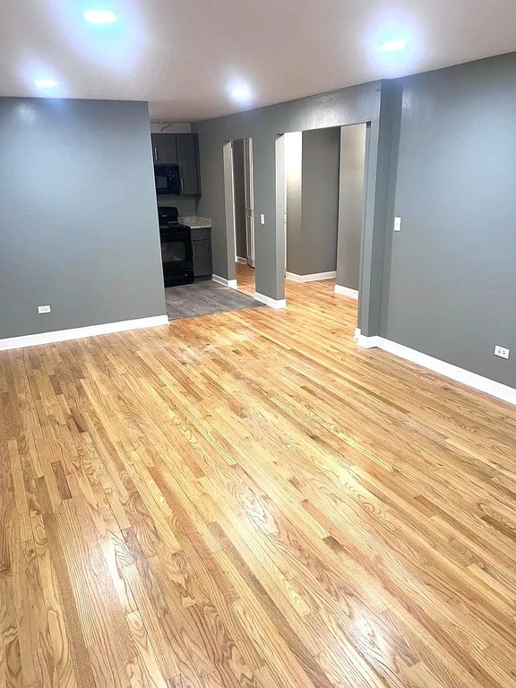 6619 N Sheridan Road 305, Chicago, IL 60626