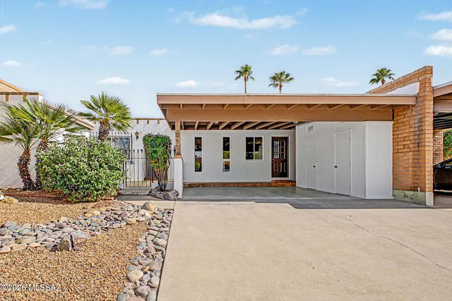 31 W Valle Place, Tucson, AZ 85737