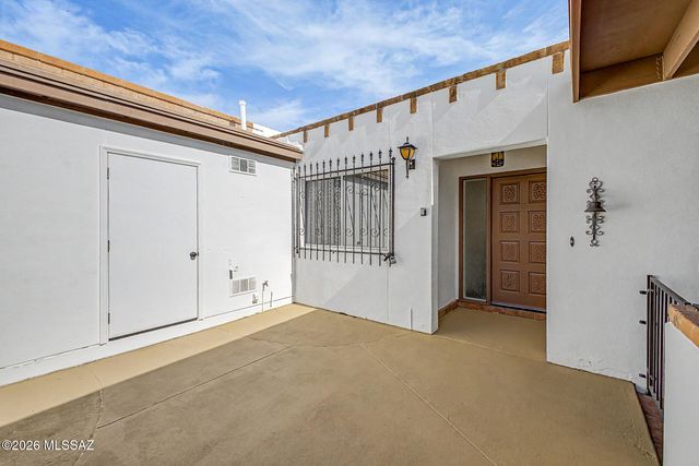 31 W Valle Place, Tucson, AZ 85737