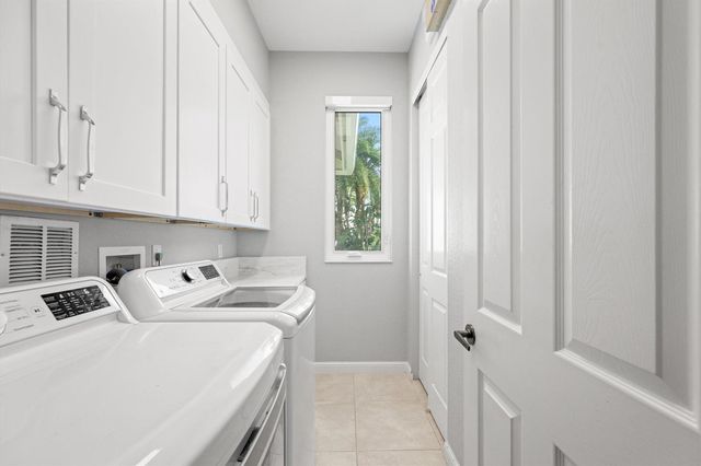 11158 Mainsail Court, Wellington, FL 33449