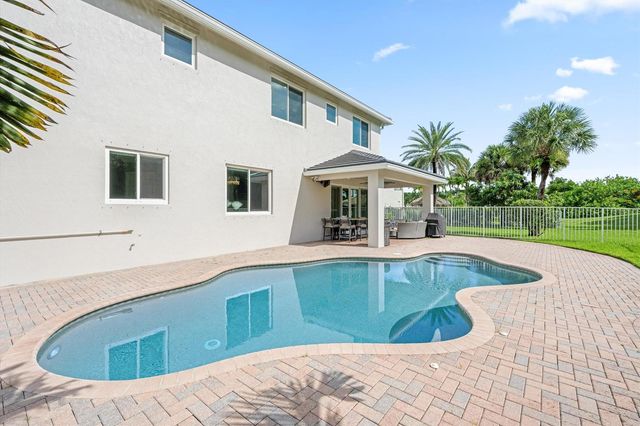 11158 Mainsail Court, Wellington, FL 33449
