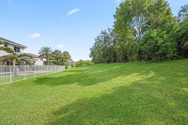 11158 Mainsail Court, Wellington, FL 33449
