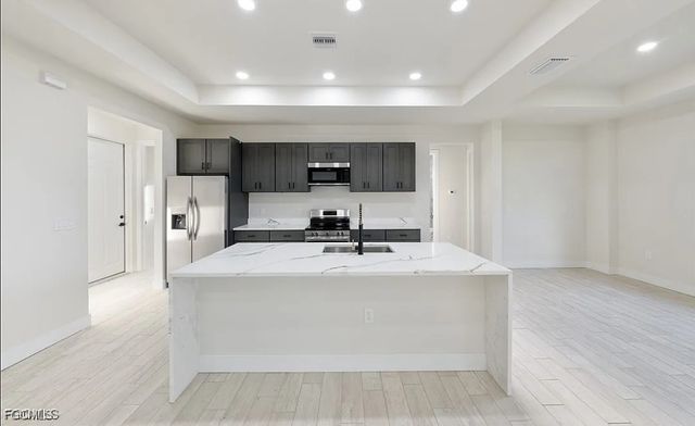 2719 42nd ST W, Lehigh Acres, FL 33971